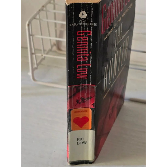 Book: The Hunter by Gennita Low - Picture 2 of 5